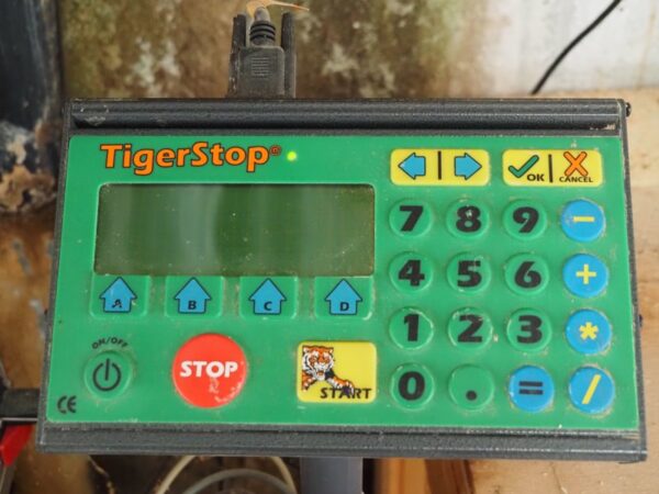 Scie transversale avec mise à longueur TIGER-STOP  (GI) – Image 3