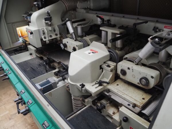 Raboteuse 4 faces Moulurière 7 axes WEINIG P23  (GI) – Image 15