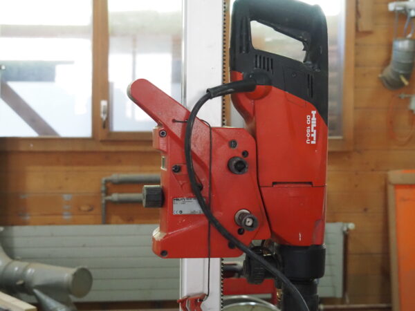 Carotteuse pour béton/pierre HILTI DD150  (DY) – Image 3