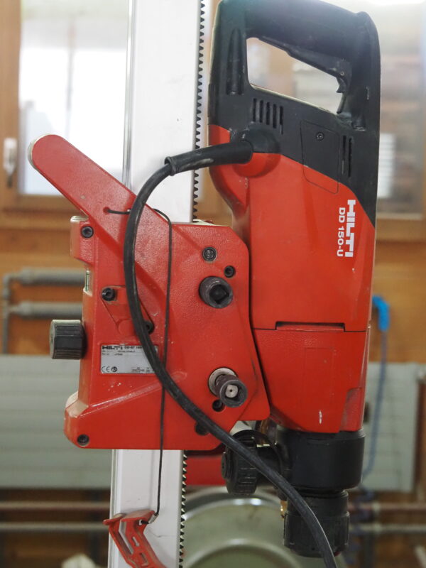 Carotteuse pour béton/pierre HILTI DD150  (DY) – Image 2