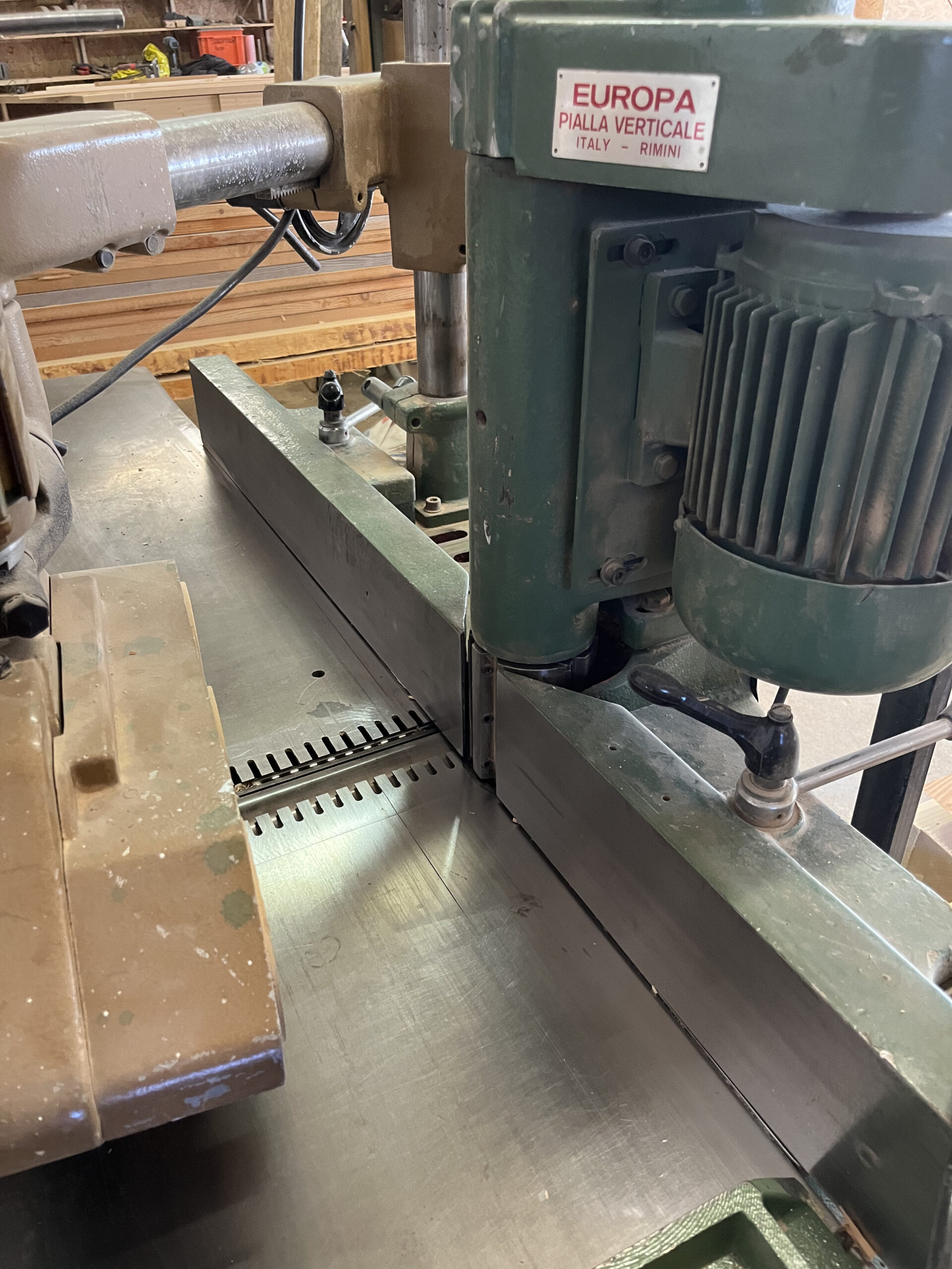 Dégauchisseuse à 2 arbres, plat+chant CASADEI DSB510  (RO) – Image 6