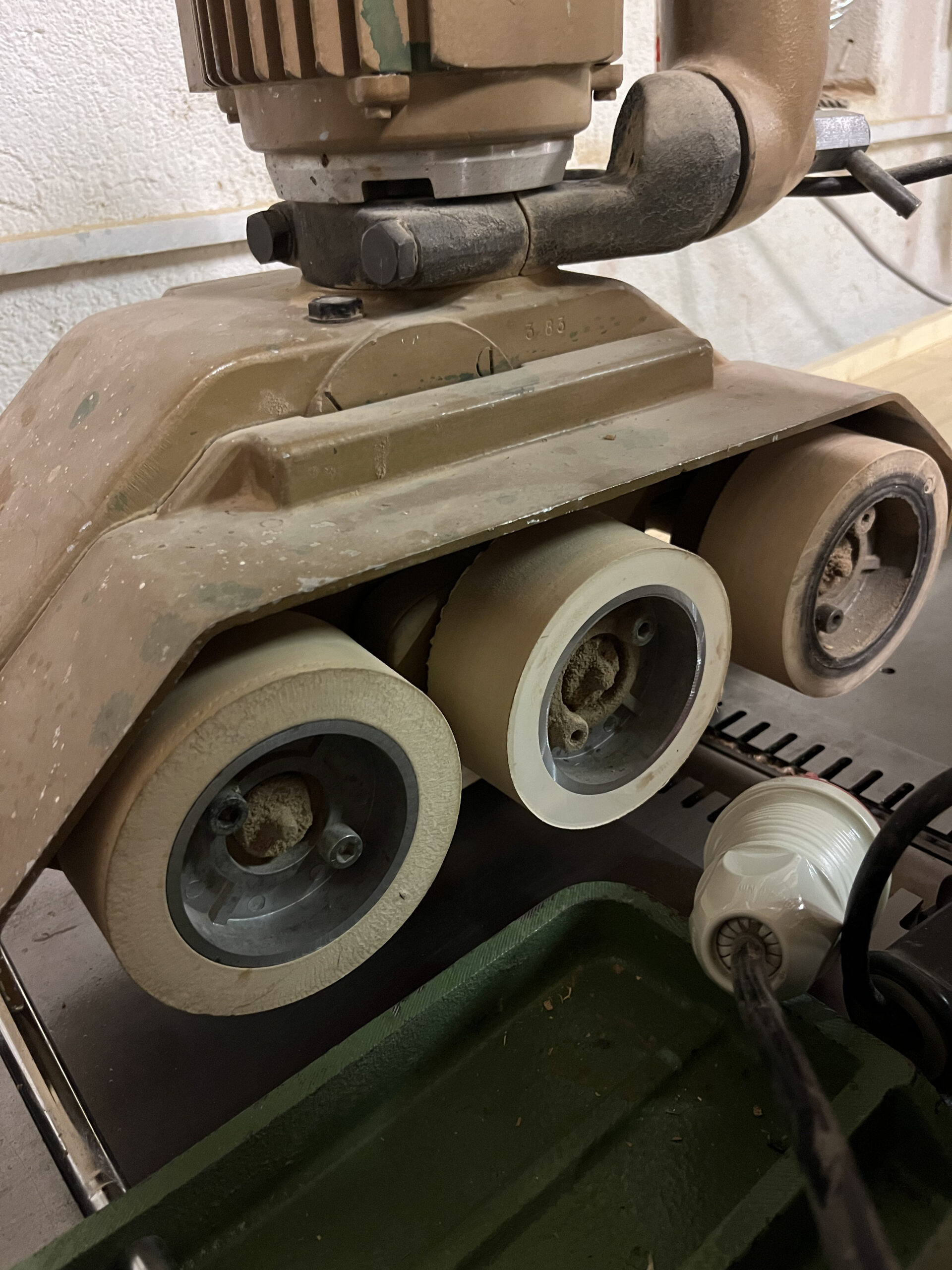 Dégauchisseuse à 2 arbres, plat+chant CASADEI DSB510  (RO) – Image 2