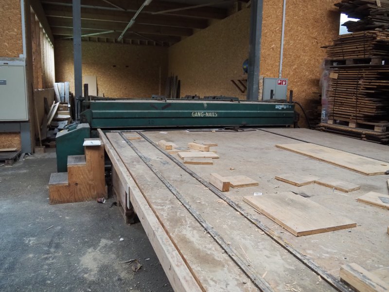 Presse à connecteurs GANG–NAILS pour fermettes  (BT) – Image 3