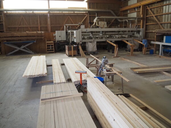 Déligneuse-Tronçonneuse pour le tri qualitatif en scierie JRIMAC Twin-Cut  (DU) – Image 17