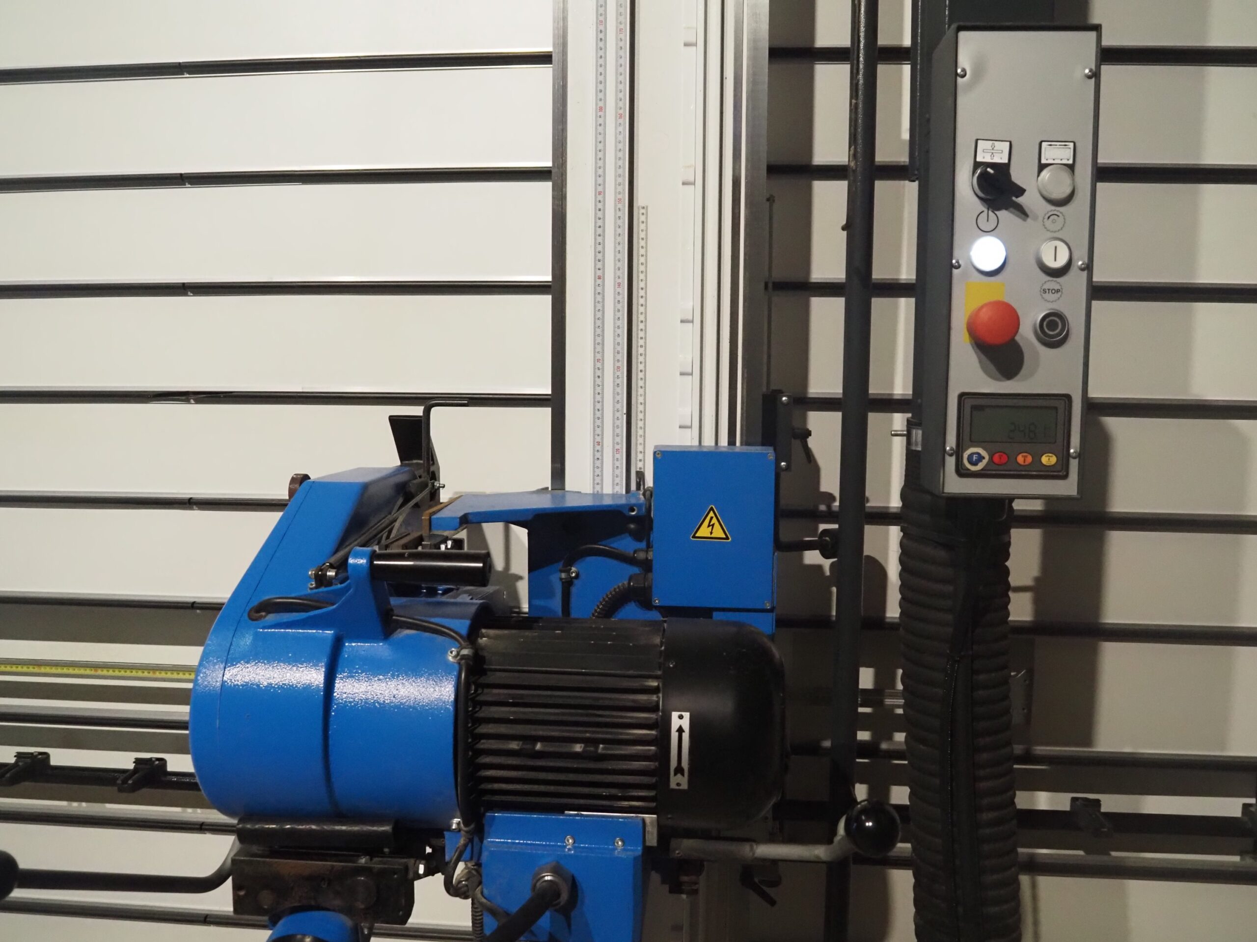 Scie à panneau PUTSCH-MENICONI SVP 950  (GO) – Image 7