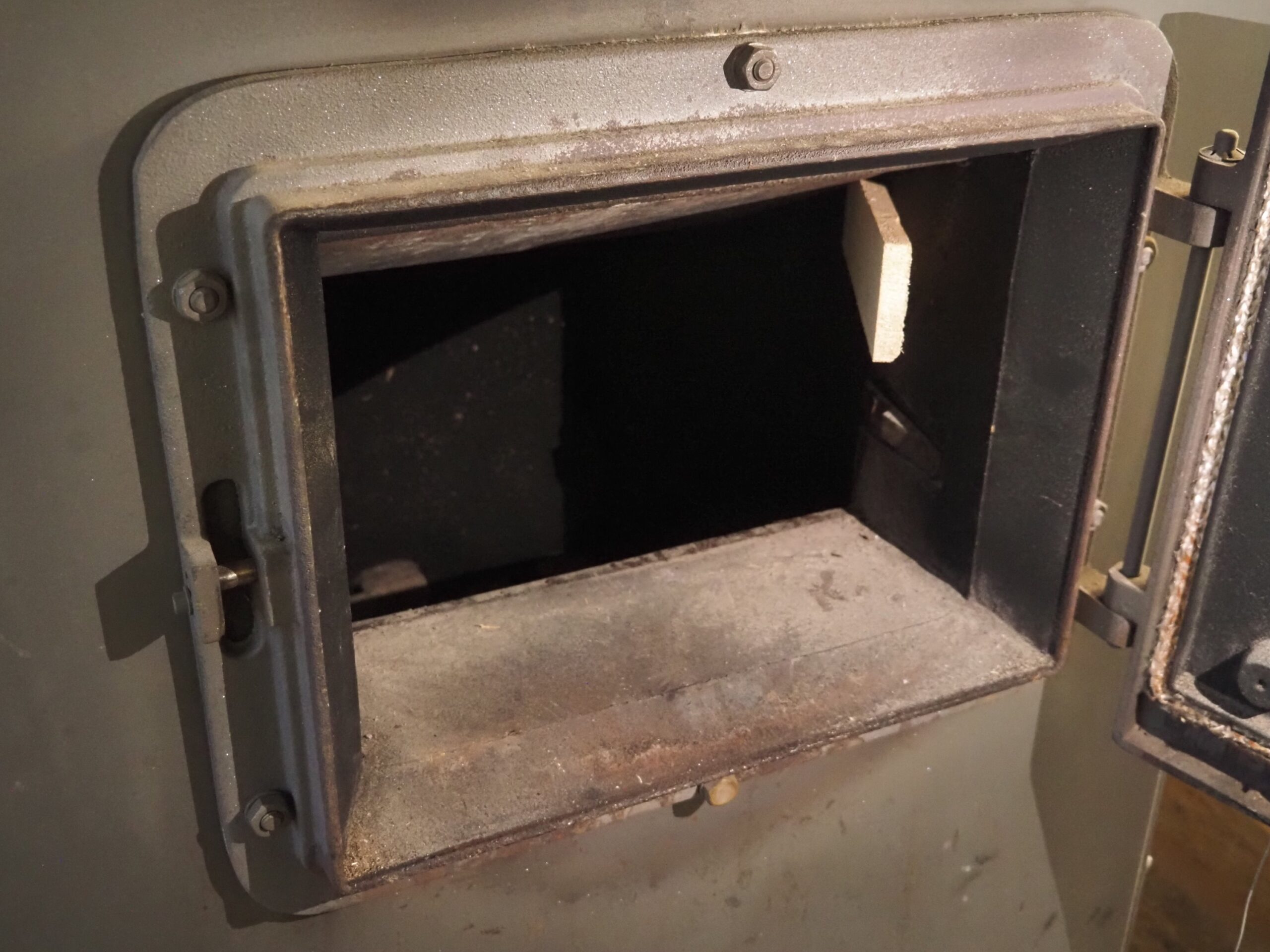 Chaudière à bois manuelle d'atelier HOCKER-POLYTECHNIK PTT15  (GO) – Image 7