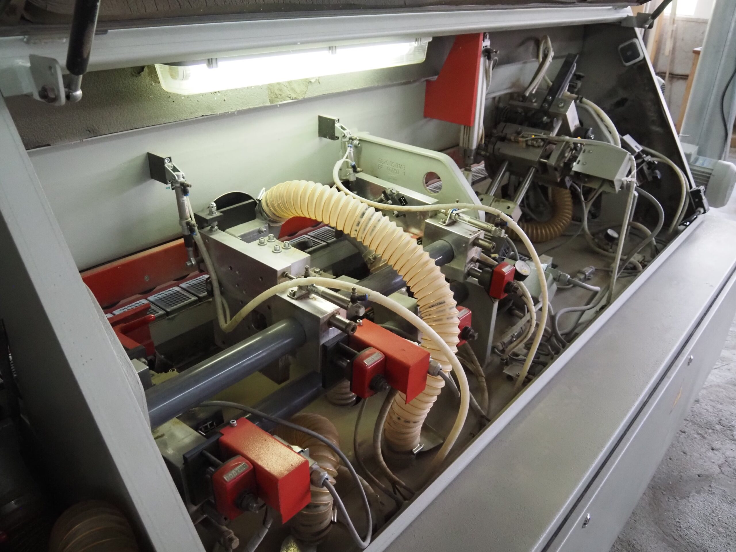 Plaqueuse de chants multifonctions OTT U25-F  (BE) – Image 7