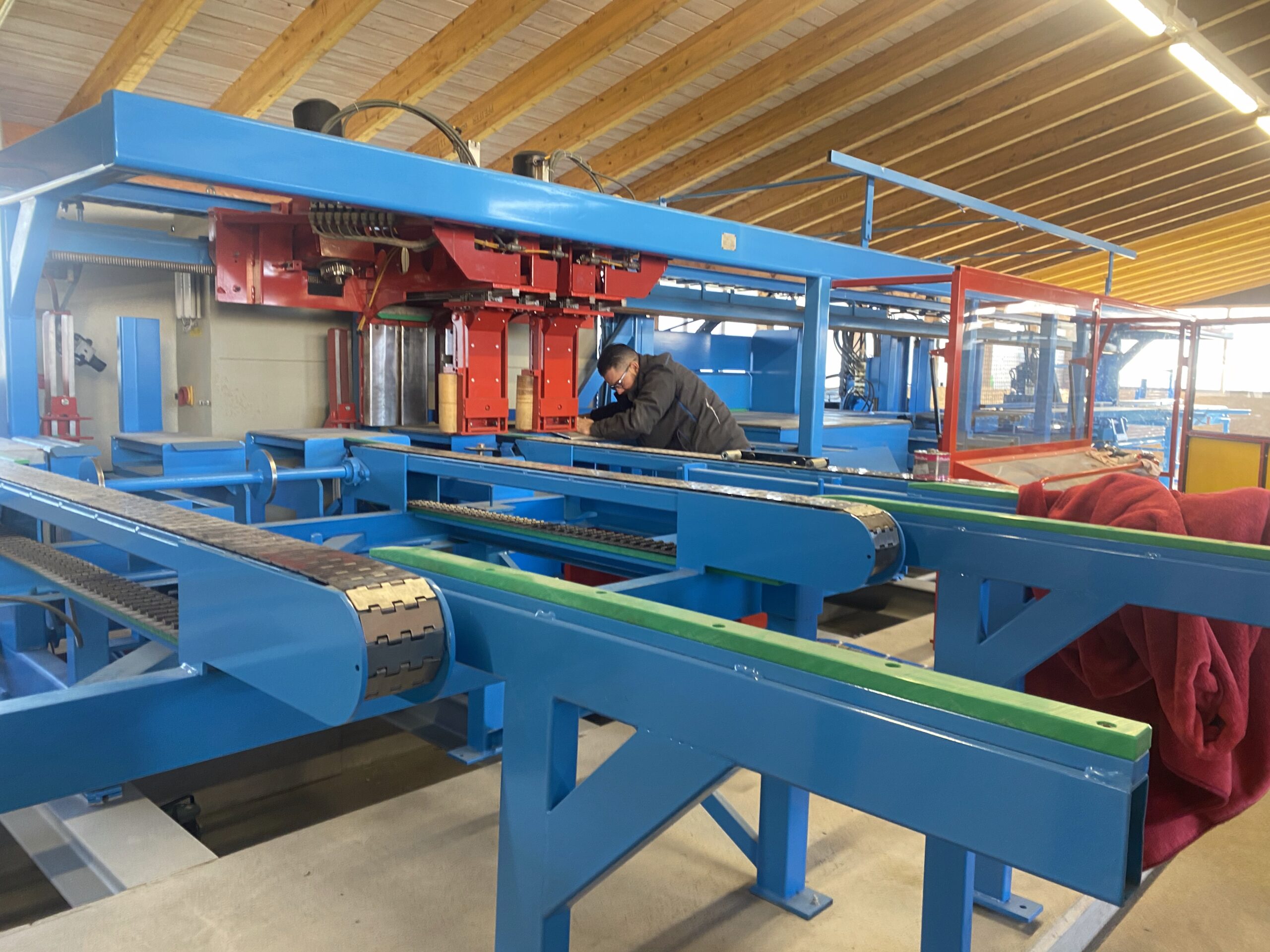 CNC de taille de charpente HUNDEGGER K2 Industry 5 axes (RA)