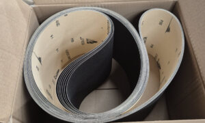 Bandes abrasives de Ponceuse de chant 200x3'000 mm (DO)