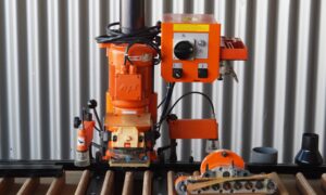 Perceuse BLUM pour Charnières et Système-32  (RU)