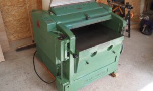 Raboteuse-Tireuse d'épaisseur BENITE  (AR)