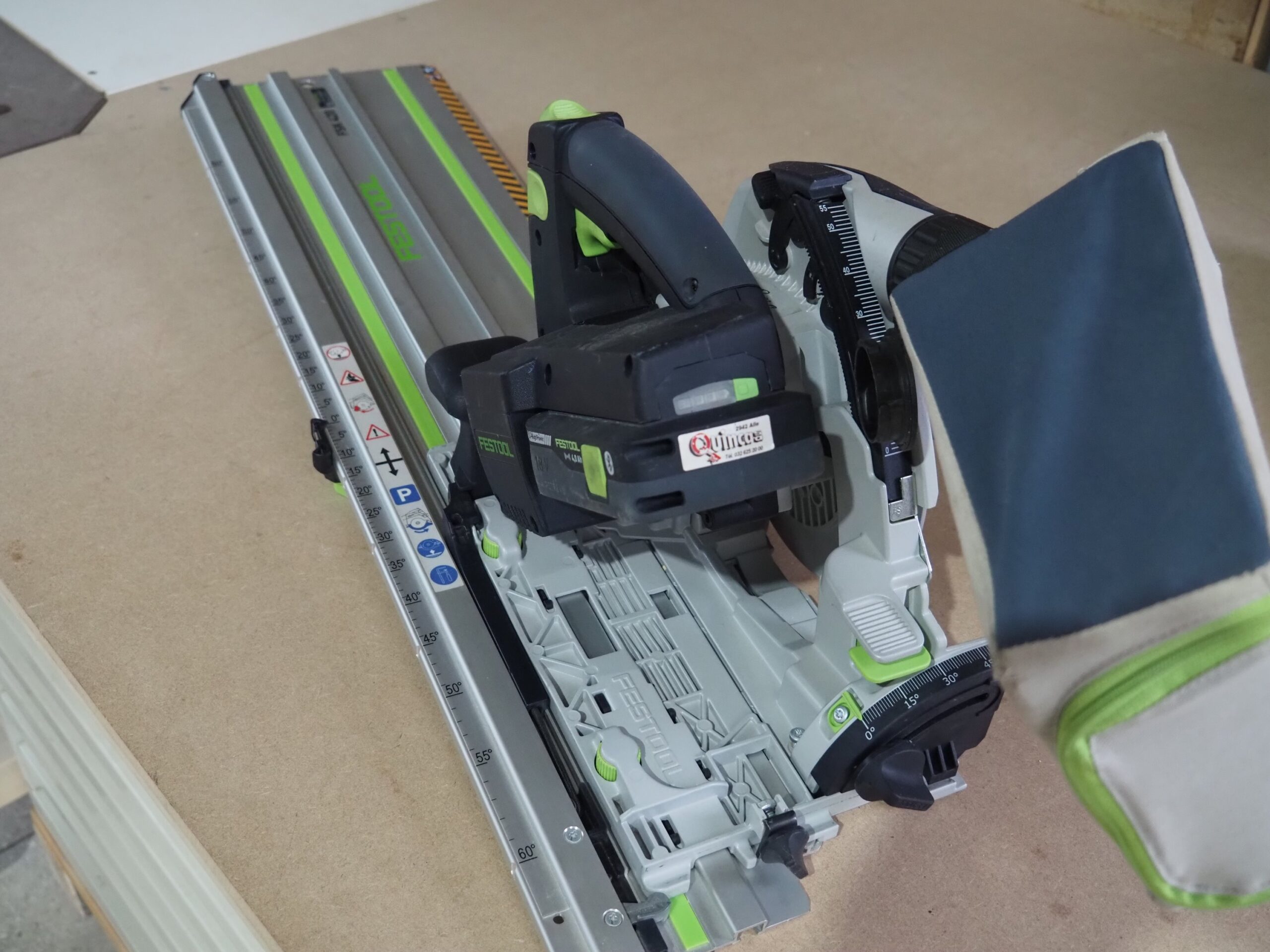 Scie circulaire Accu FESTOOL HKC 55 sur table (BR) – Image 2