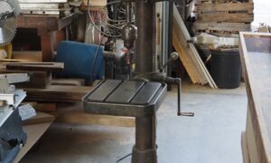 Perceuse à colonne sur pied  (CV)