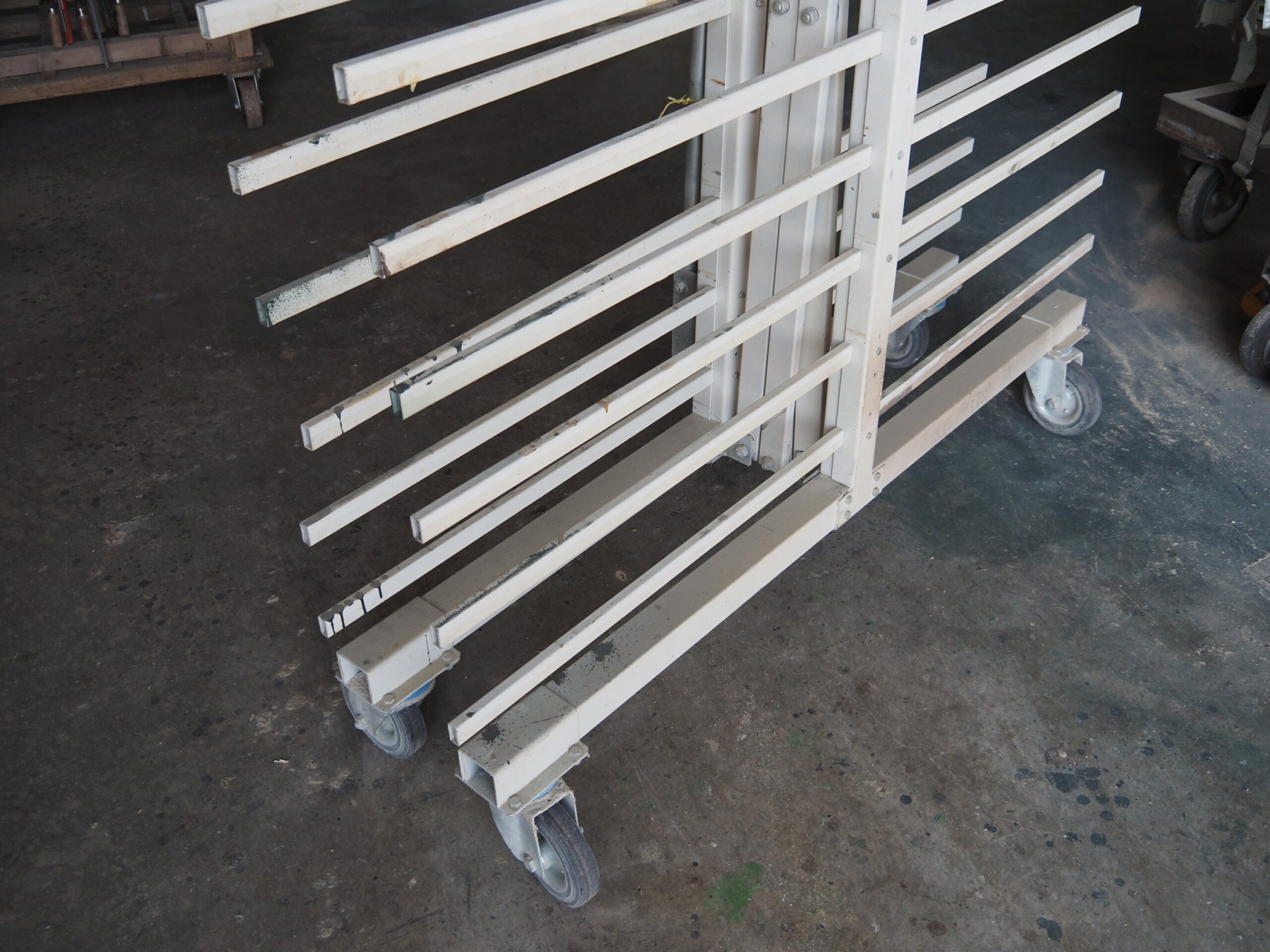 Chariot de séchage de pièces vernies, extensible, double face CASSIOLI (CV) – Image 2