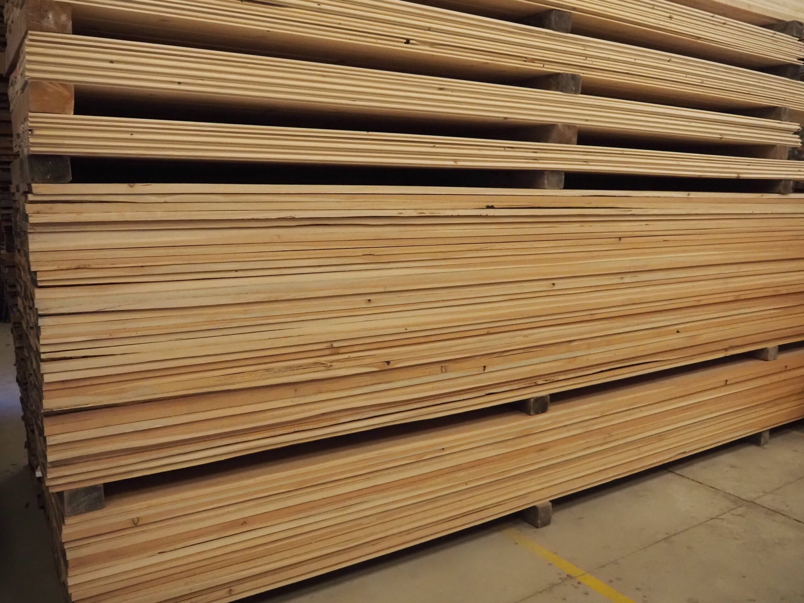 BOIS de qualité sec - Épicéa Mélèze Merisier Frêne (FR) – Image 20